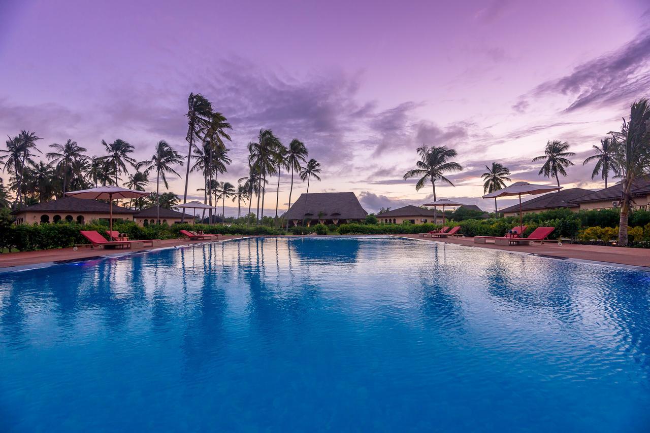 The Sands Beach Resort Bwejuu Exterior photo